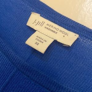 J Jill size XS - blue 100% Meeino Wool light weight Sweater
